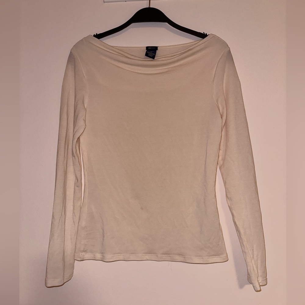 Gap stretchy beige cream boatneck long sleeve top